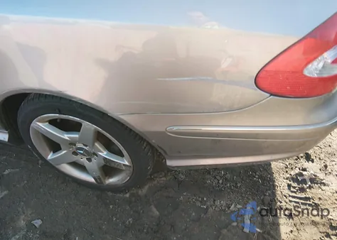 2005 Mercedes-Benz Clk 500 z USA, uszkodzony, nr VIN WDBTK75J45F153291